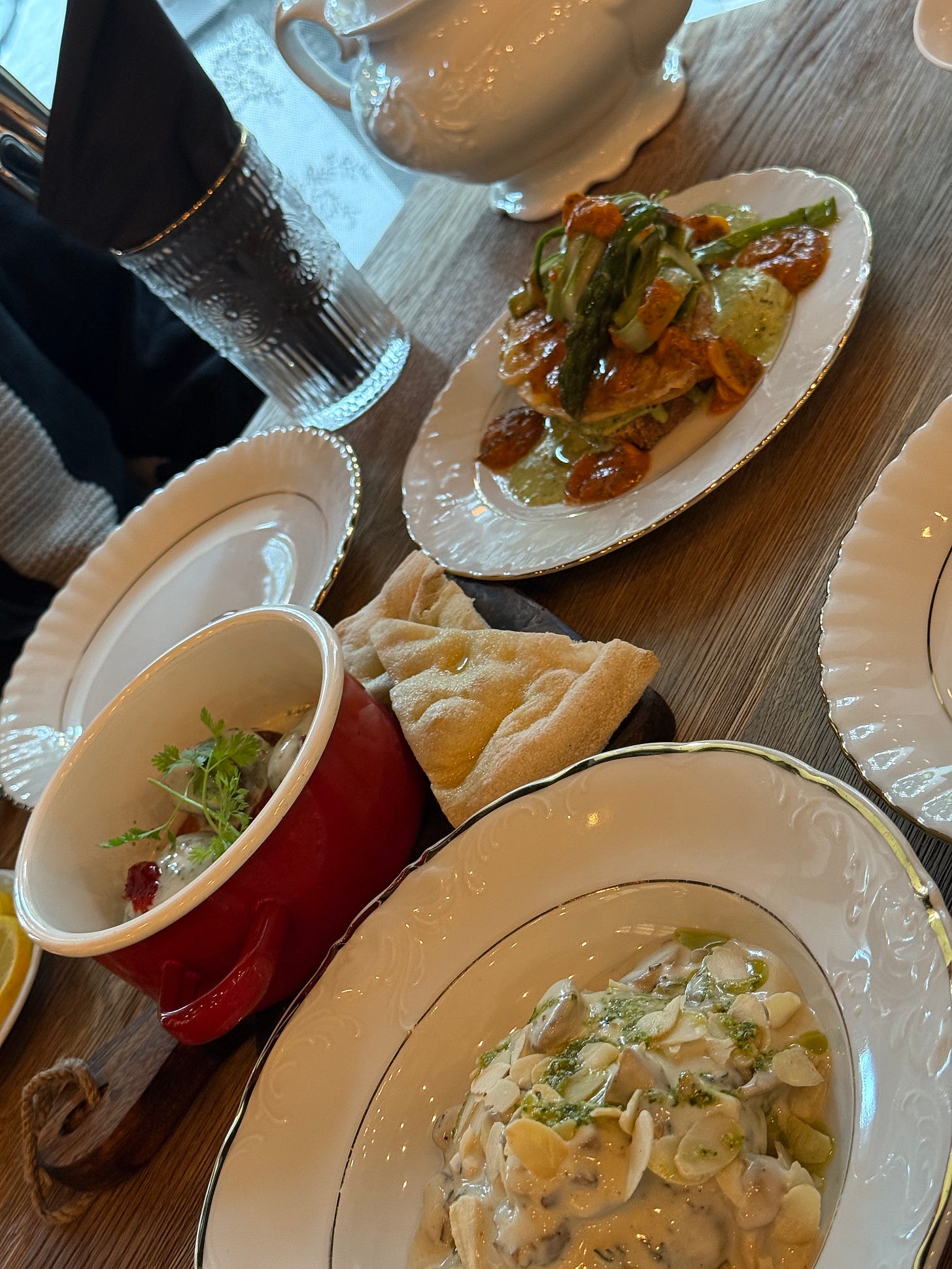 Restauracje i miejsca, gdzie dobrze zjesz. W Polsce i Europie.